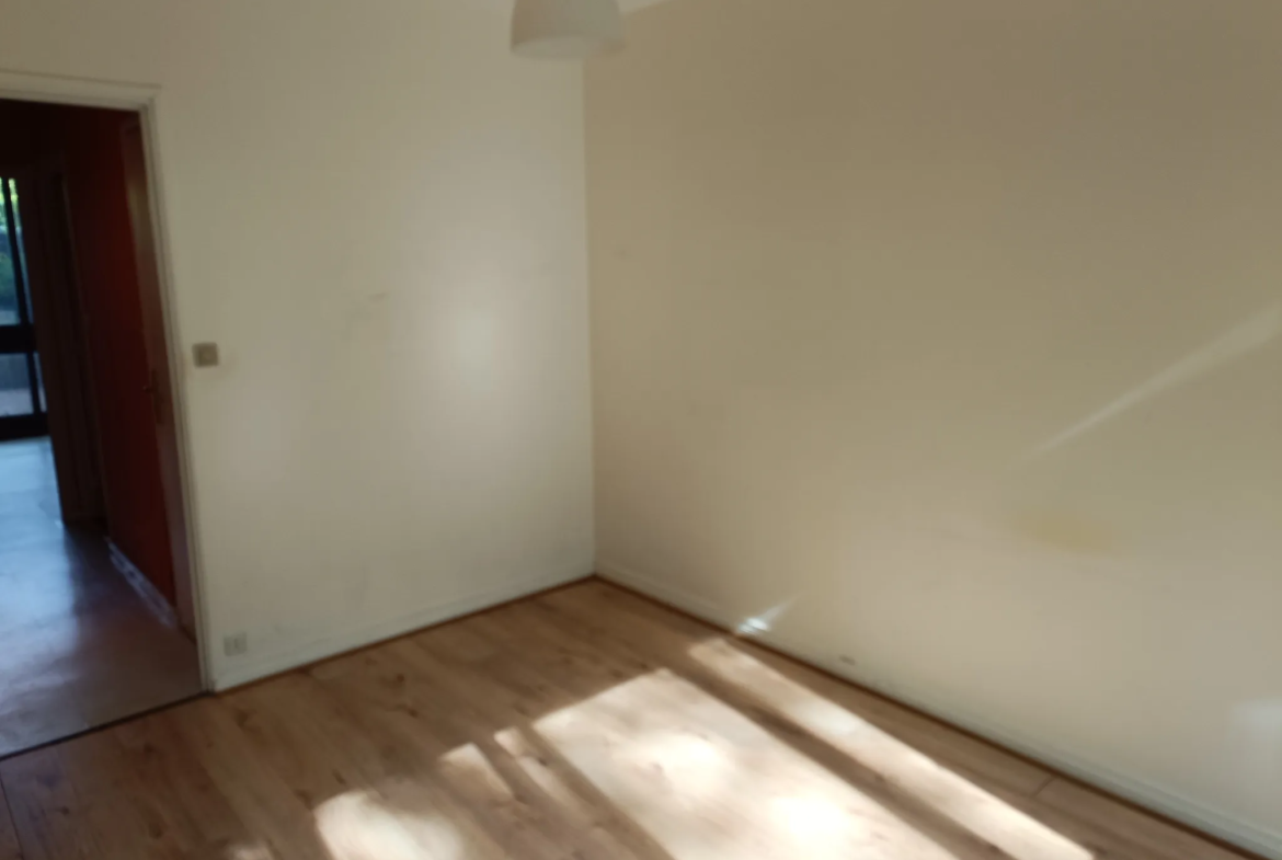 Studio de 27 m² à Fontenay-le-Fleury à vendre pour 115 000 € 