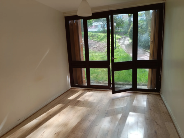 Studio de 27 m² à Fontenay-le-Fleury à vendre pour 115 000 €