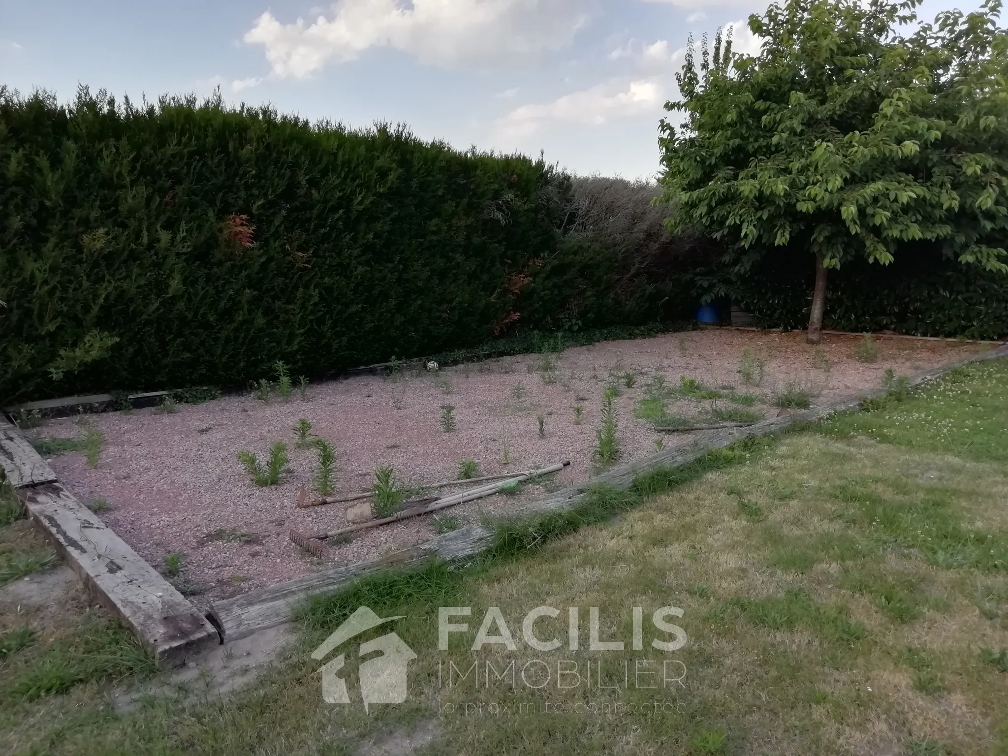 Pavillon de Plain-Pied F5 avec Jardin à La Guerche sur l'Aubois 