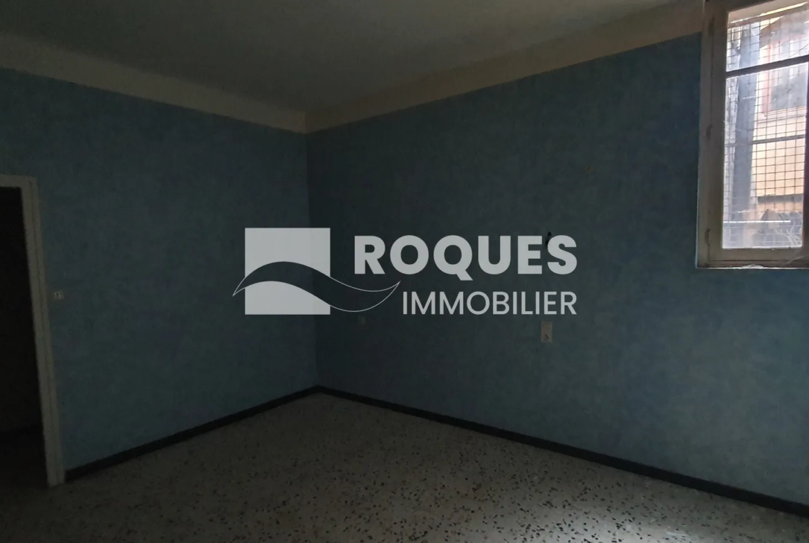 Lodève Centre - Appartement T3 à Rénover de 57 m² avec Garage et Cave 