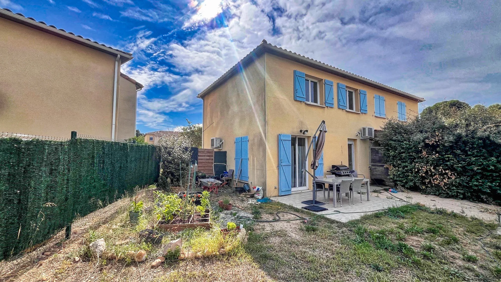 Maison lumineuse avec jardin à Morières Les Avignon à vendre 