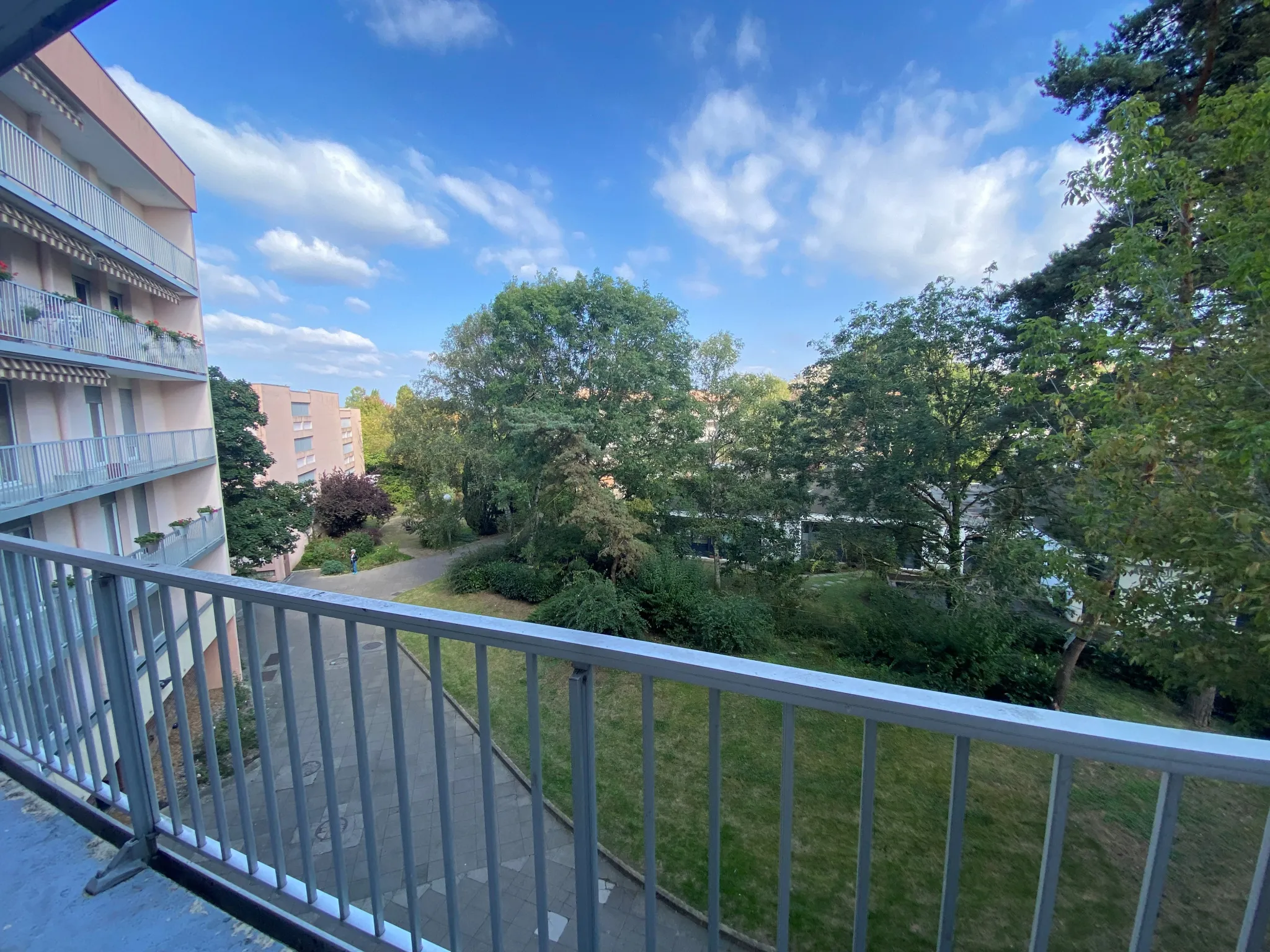 À vendre appartement 3 pièces 61m2 Évry - Champs Élysées 