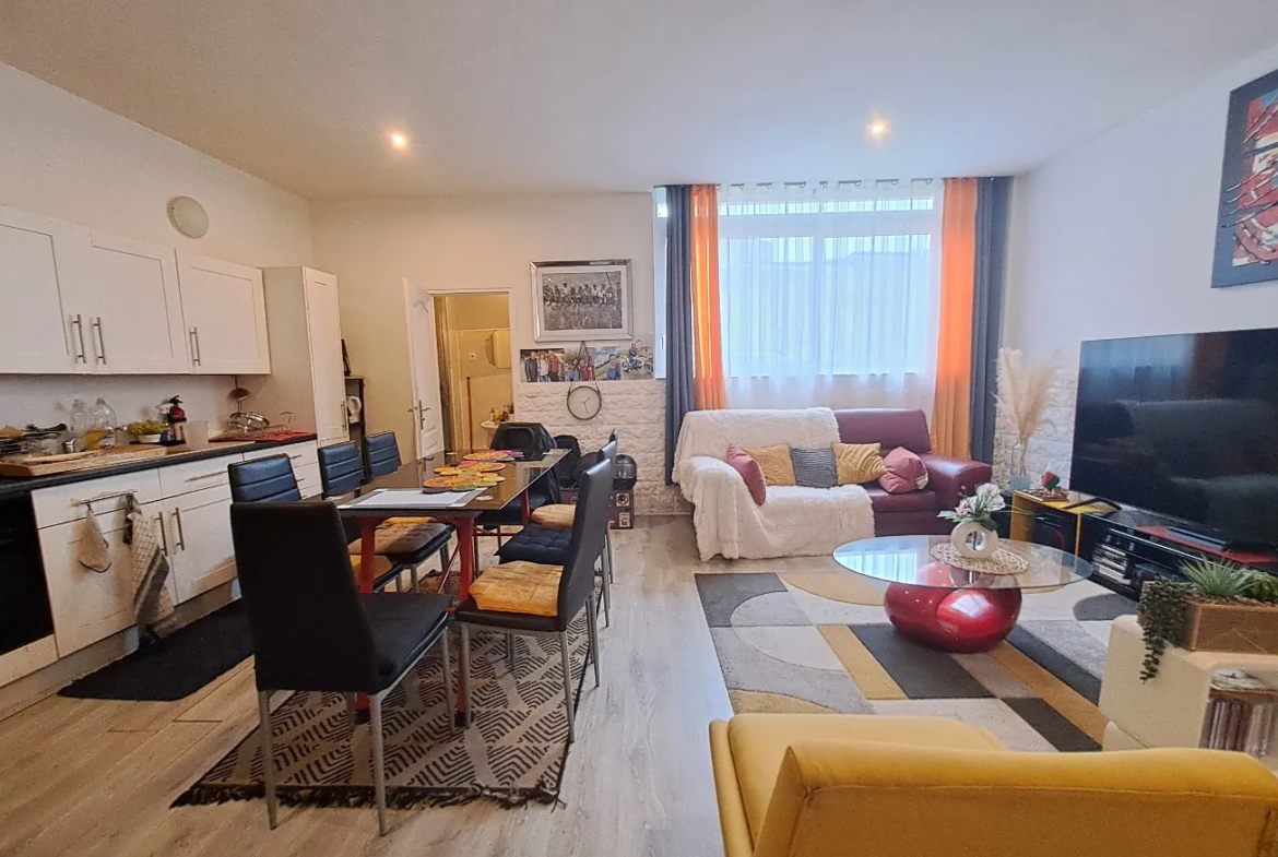 Appartement en duplex de 3 pièces à vendre à Auneau 