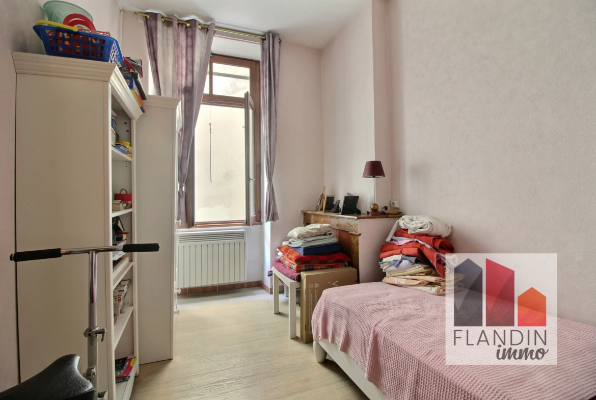 Appartement traversant 4 pièces à Lyon - Quartier Ainay 