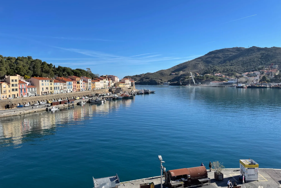 Appartement T1 à vendre à Port-Vendres avec vue mer 