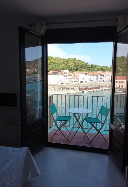 Appartement T1 à vendre à Port-Vendres avec vue mer 