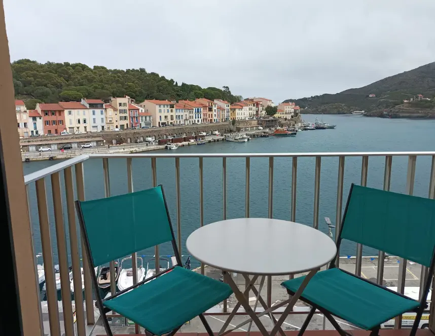 Appartement T1 à vendre à Port-Vendres avec vue mer 