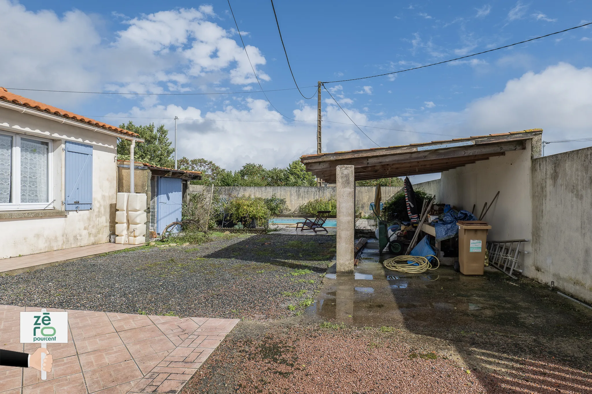 Maison familiale avec dépendance à Triaize à vendre 