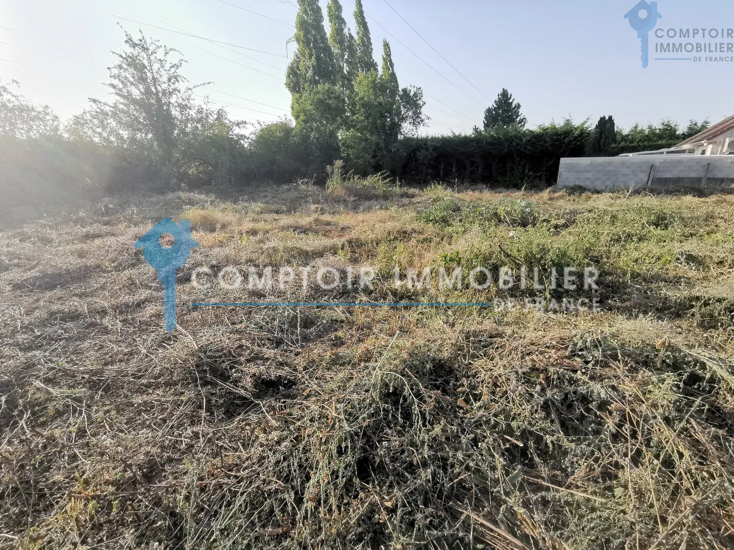 Terrain constructible à vendre à La Forêt Le Roi - 637 m² 