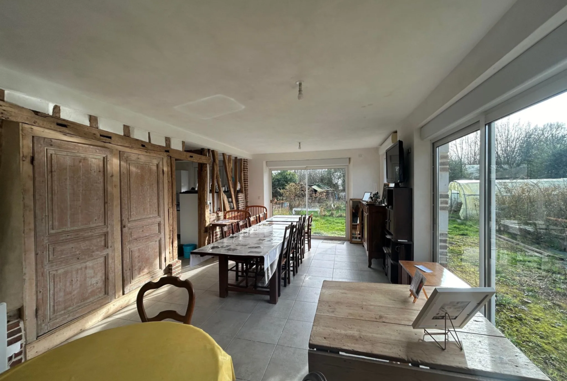 Longère rénovée à vendre près d'Abbeville - 3 chambres, terrain de 1505 m² 