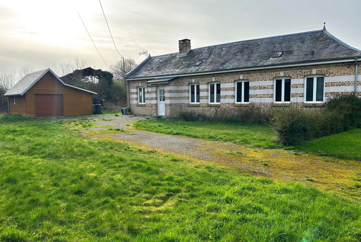 Longère rénovée à vendre près d'Abbeville - 3 chambres, terrain de 1505 m² 