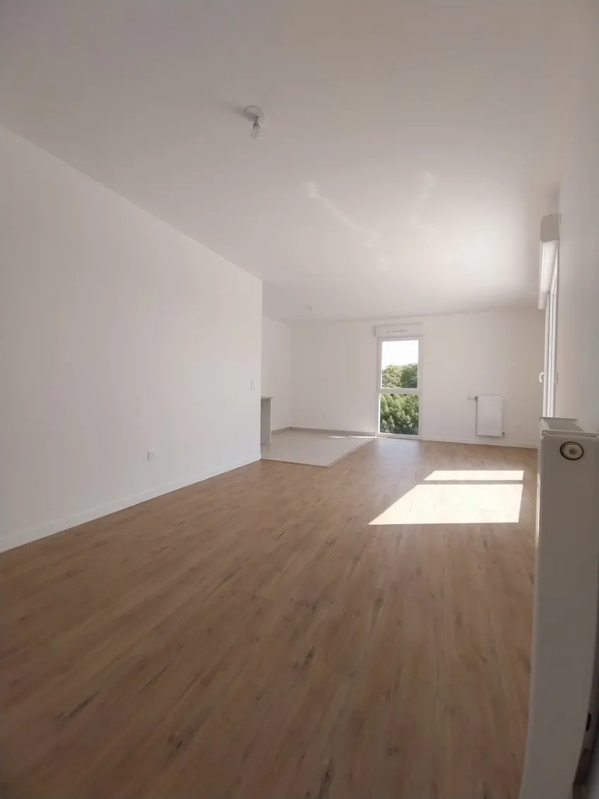 Appartement 4 pièces spacieux de 78 m² à Dugny 