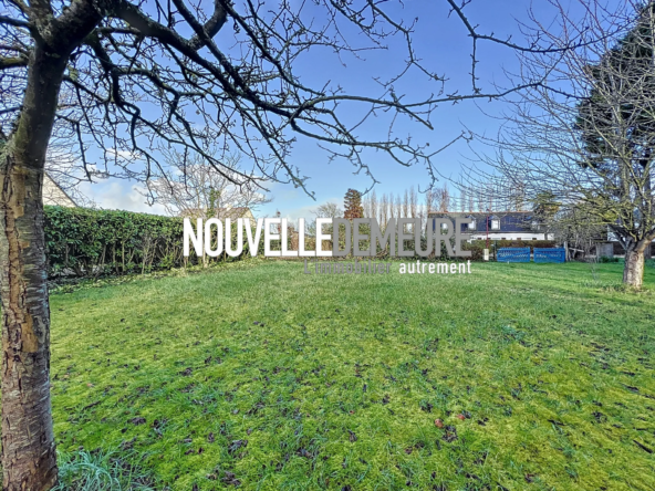 Terrain constructible de 391 m² à Hirel