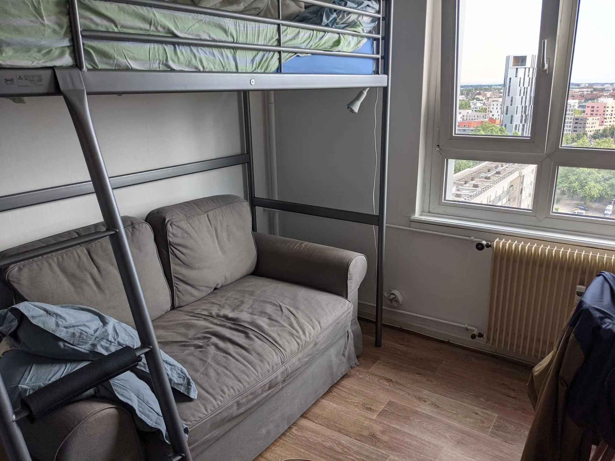 Studio Investissement à Strasbourg Esplanade - 470,81 € CC 