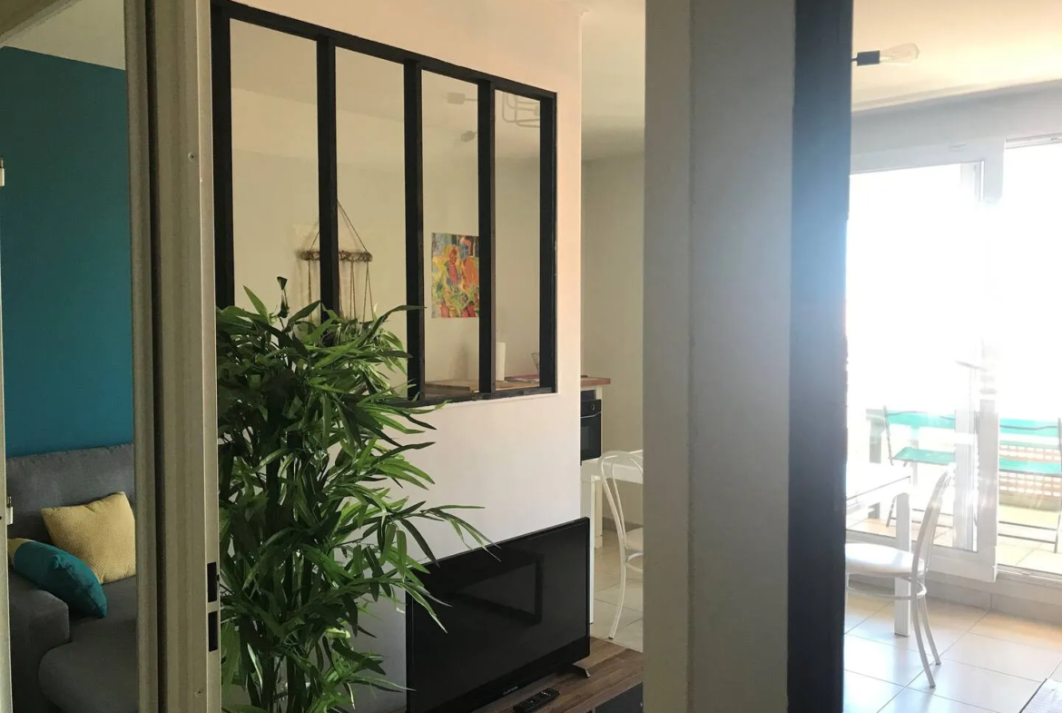 Appartement contemporain d'une chambre à vendre à Collioure 