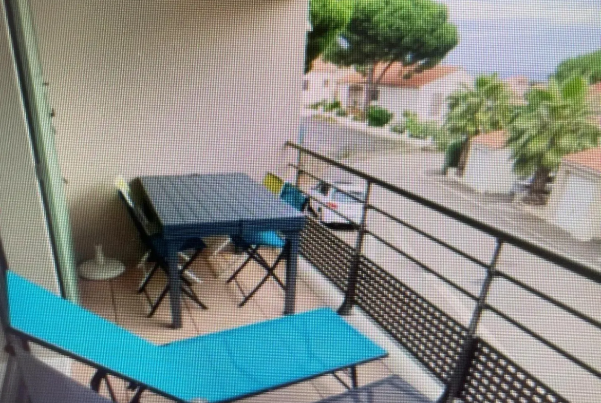 Appartement contemporain d'une chambre à vendre à Collioure 