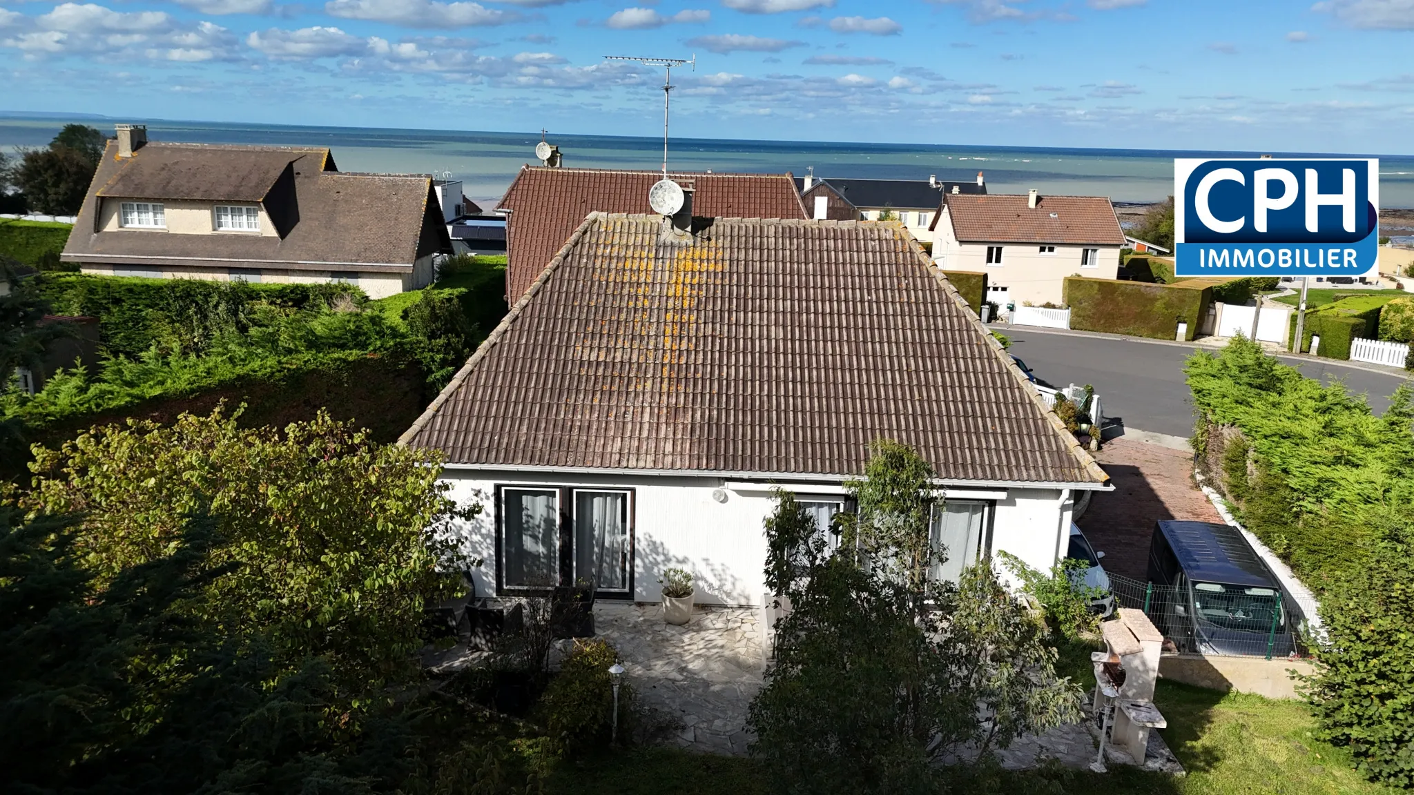 Charmante maison à vendre à Grandcamp-Maisy, 2 chambres 