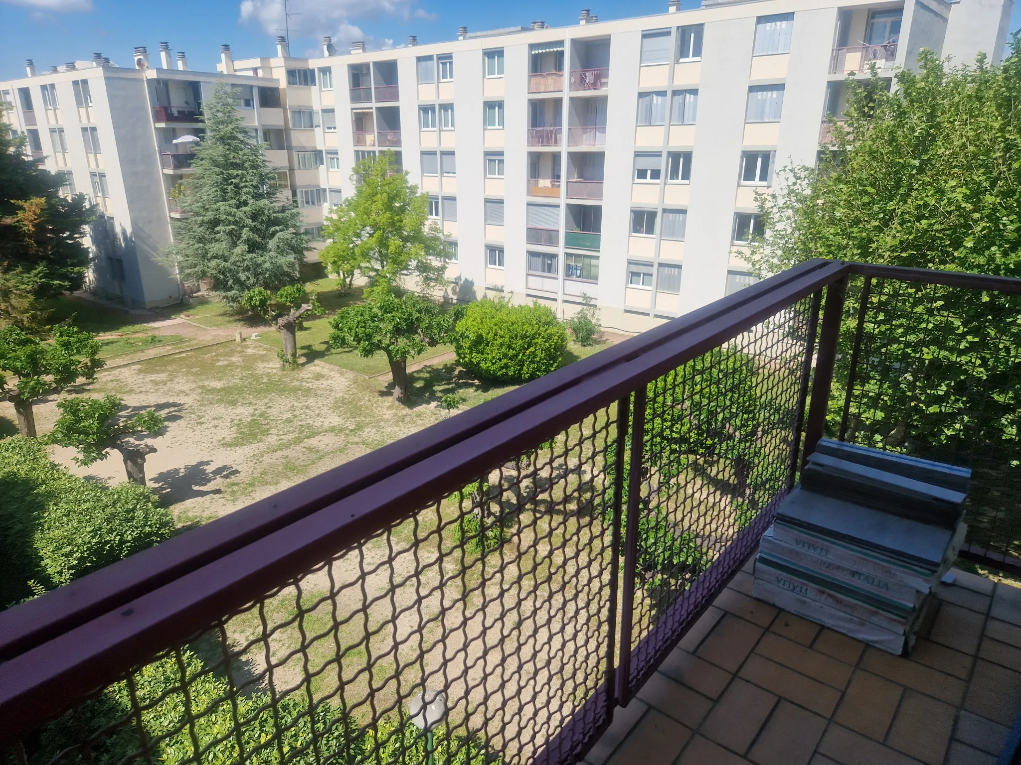 À vendre : Appartement T3 dans une Résidence agréable à Marignane 