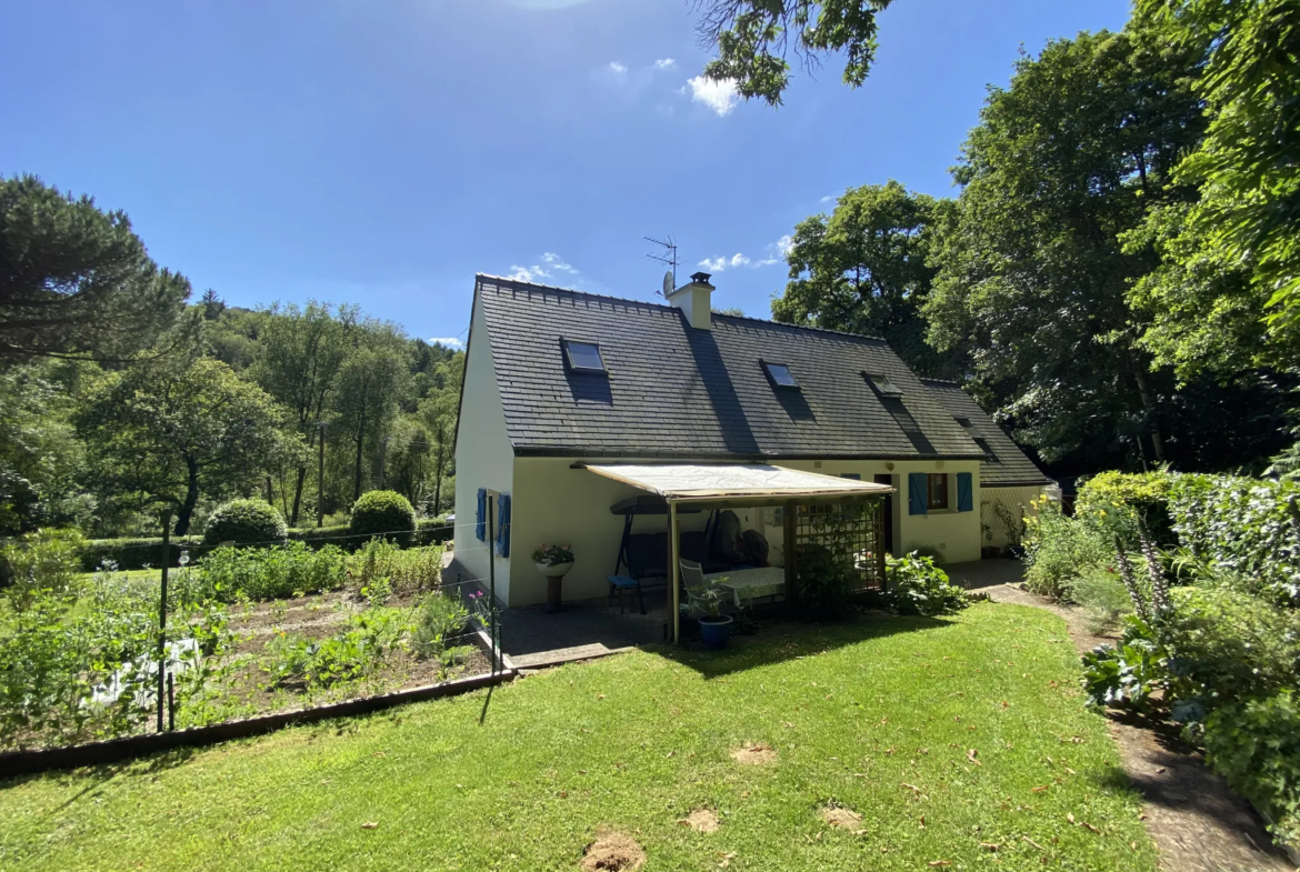 Belle maison à vendre à Quistinic de 115 m² avec terrain 