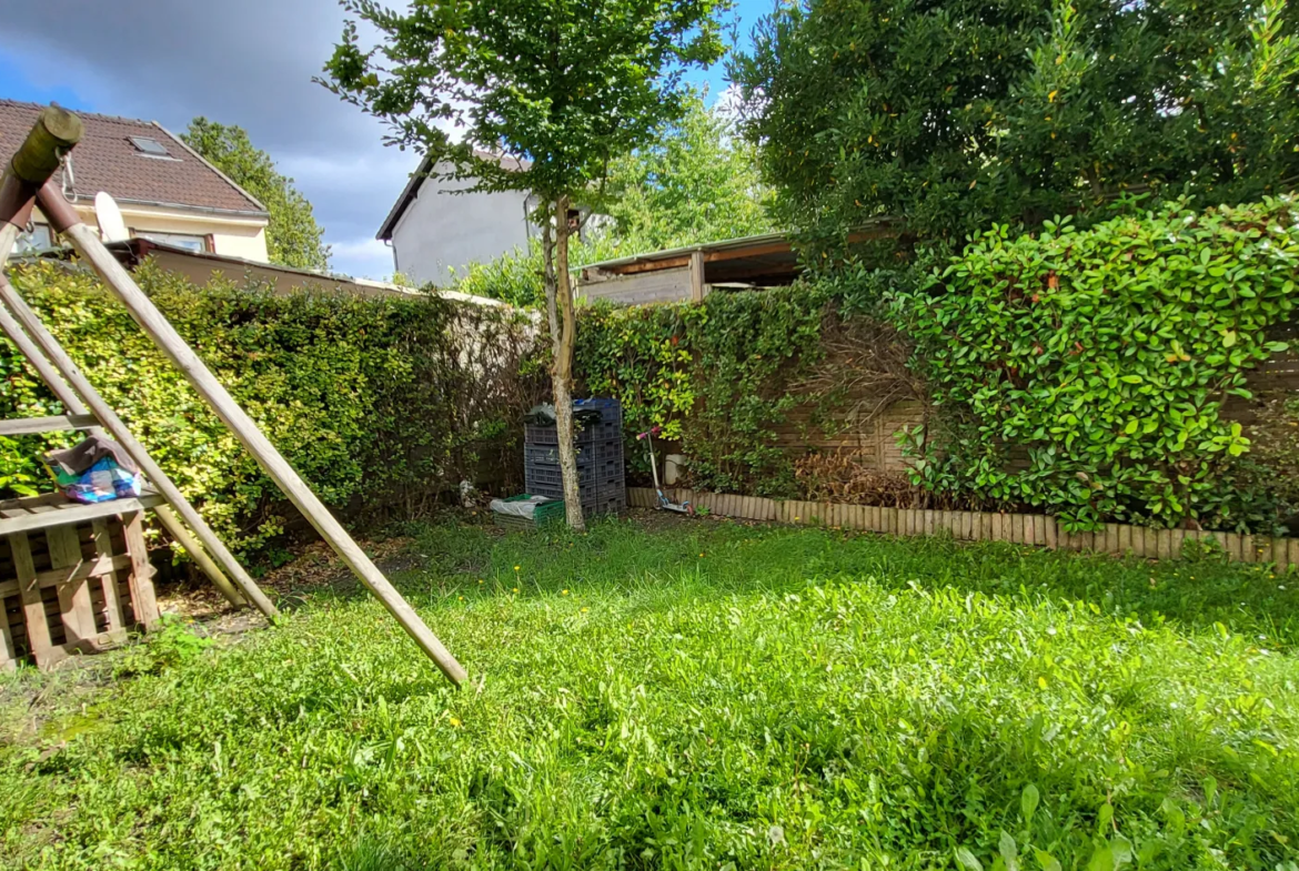 Maison Triplex 4 Pièces avec Jardin au Blanc-Mesnil 