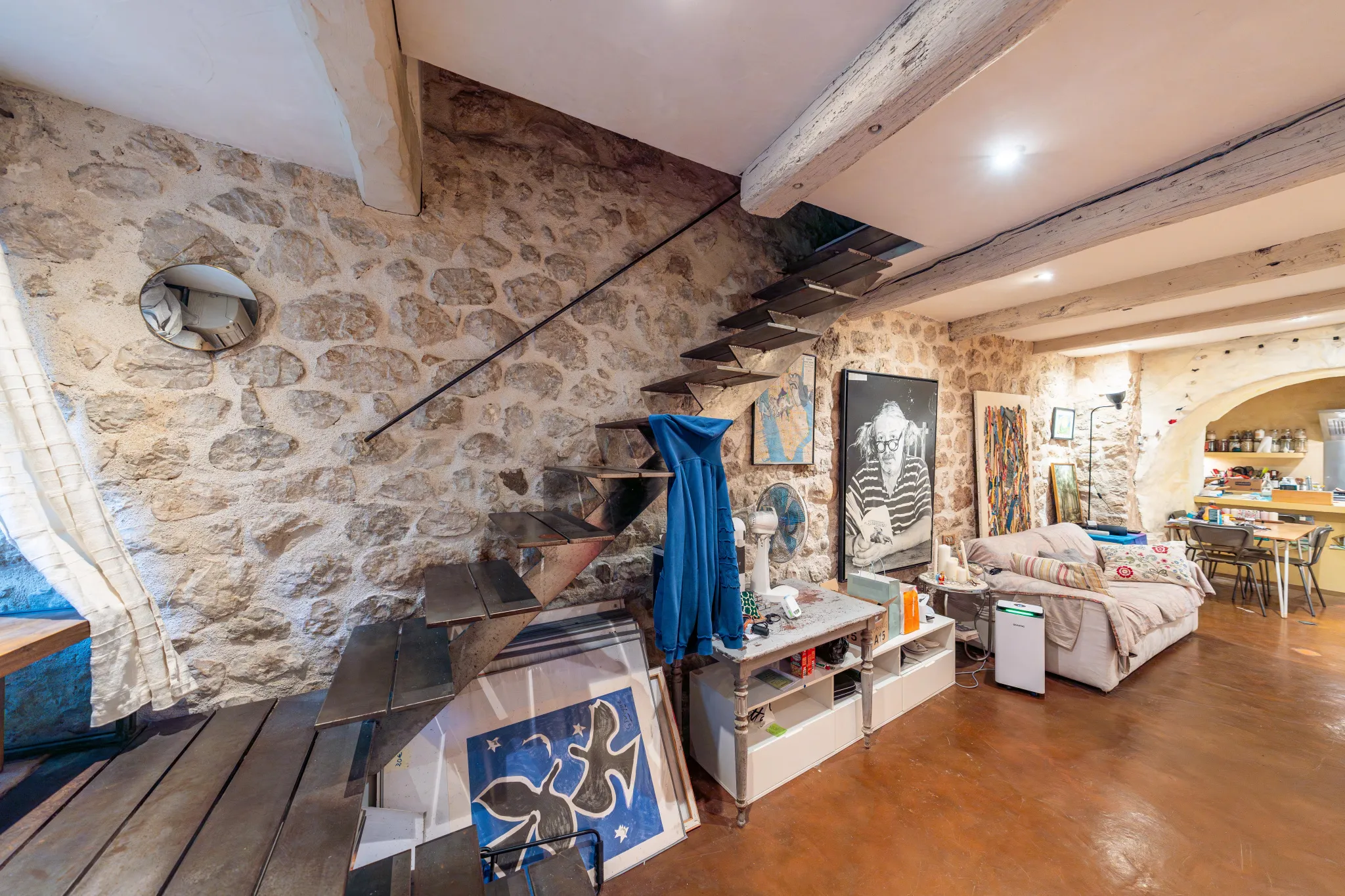 À vendre : Appartement duplex au cœur de Saint Paul de Vence 