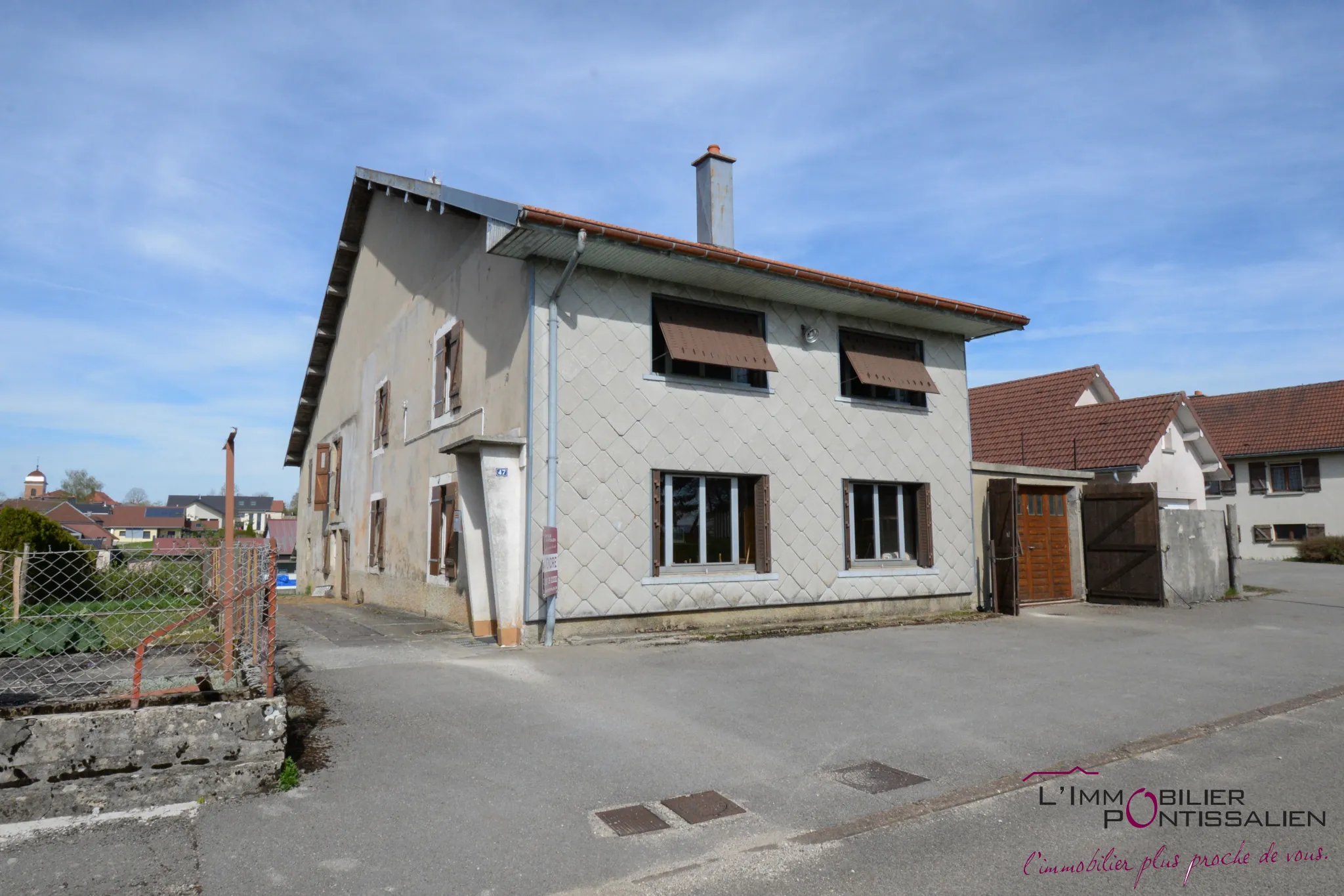 Maison à rénover à Bulle - 130 m² sur 843 m² de terrain 