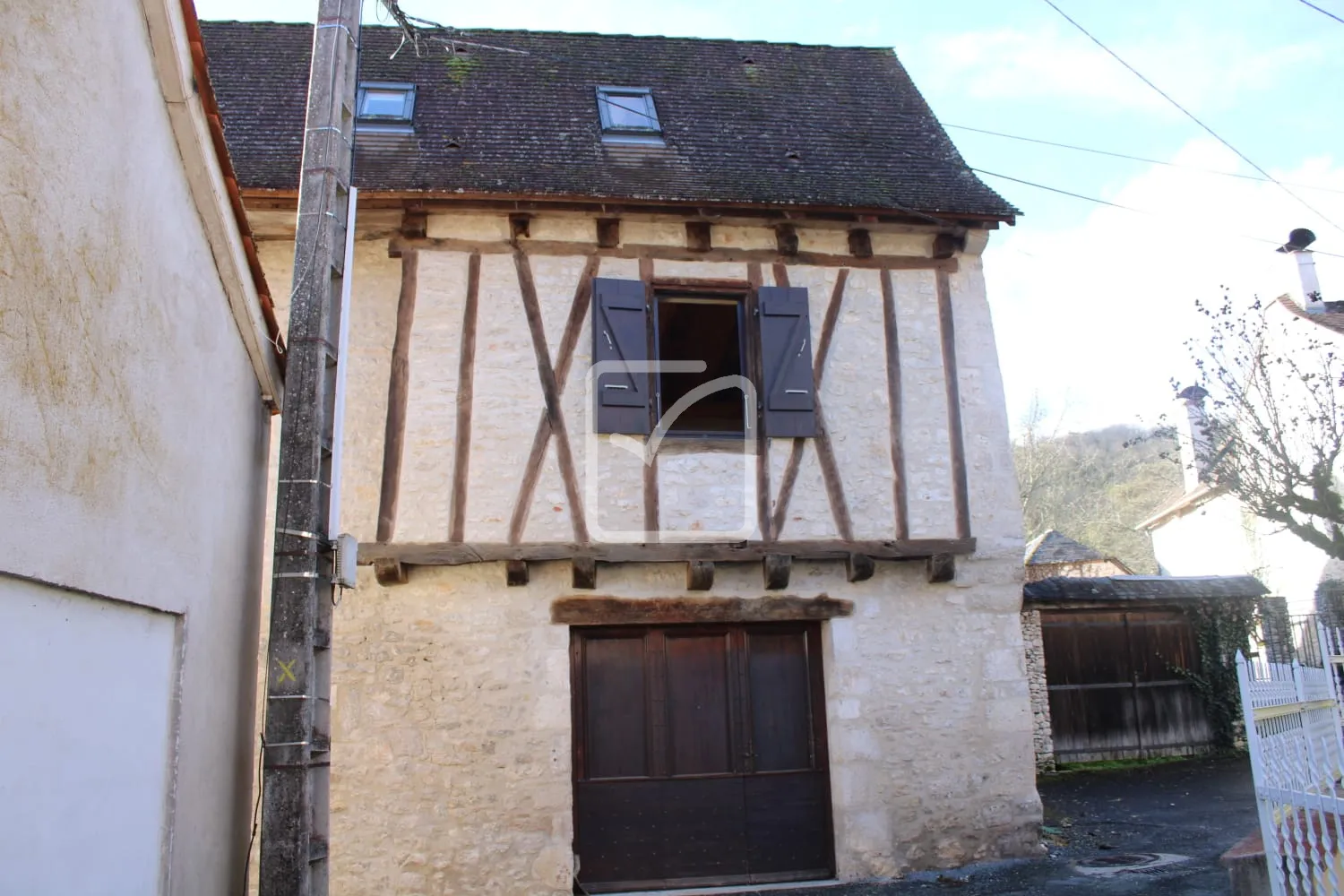 Charmante maison de village avec jardin à Saint-Sozy 