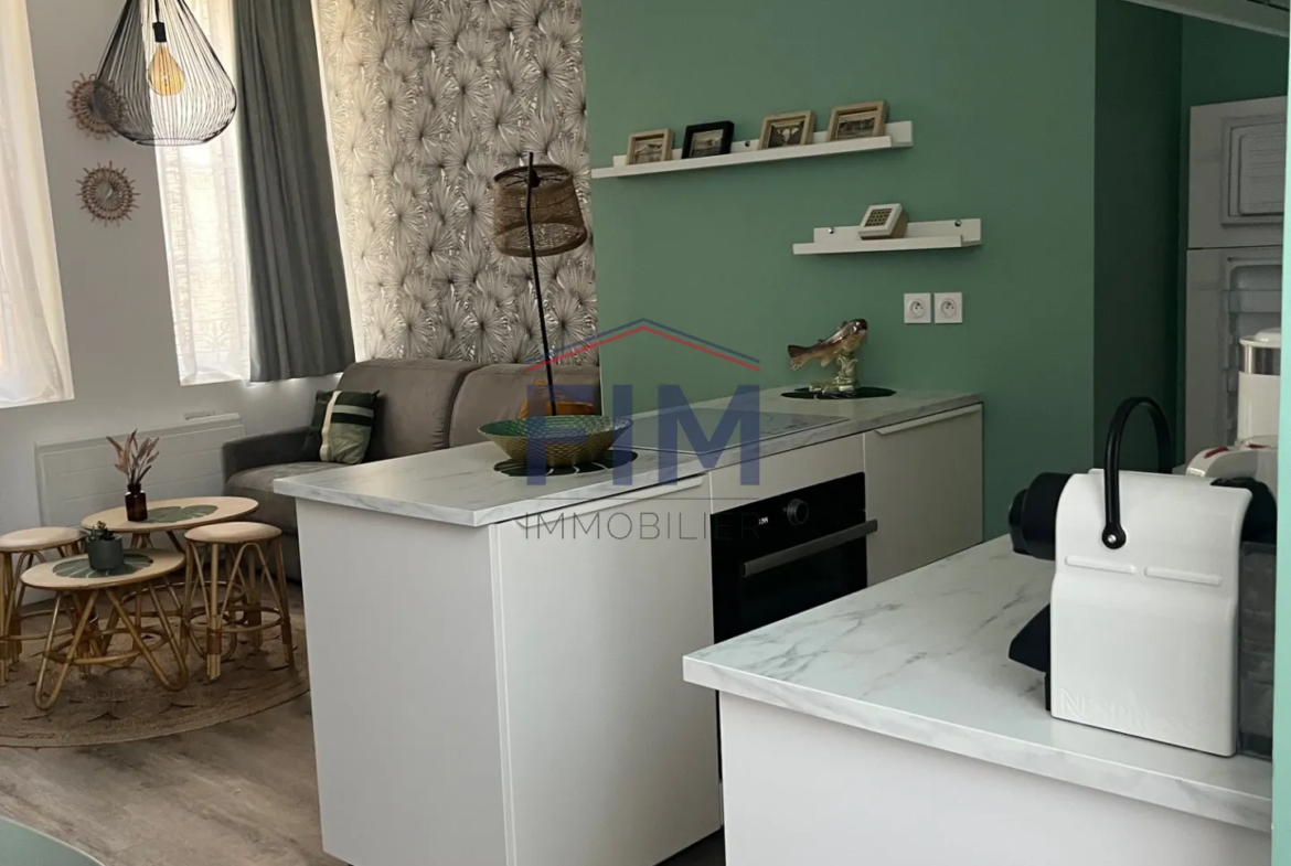 À vendre : Appartement F2 meublé au hyper centre de Dieppe pour 138000 euros 