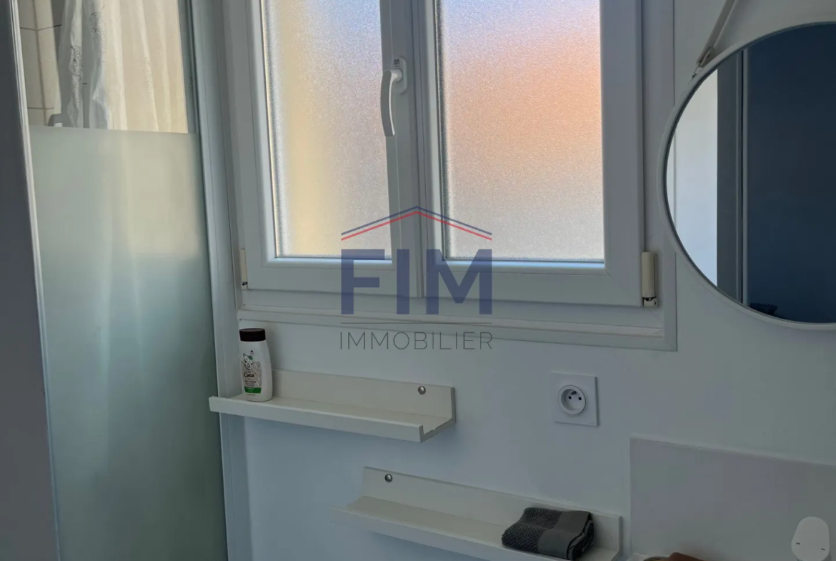 À vendre : Appartement F2 meublé au hyper centre de Dieppe pour 138000 euros 