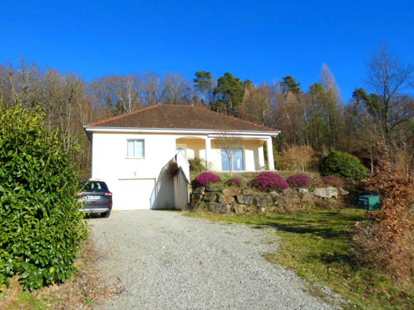 À vendre : Maison de plain-pied sur sous-sol total à Aurillac