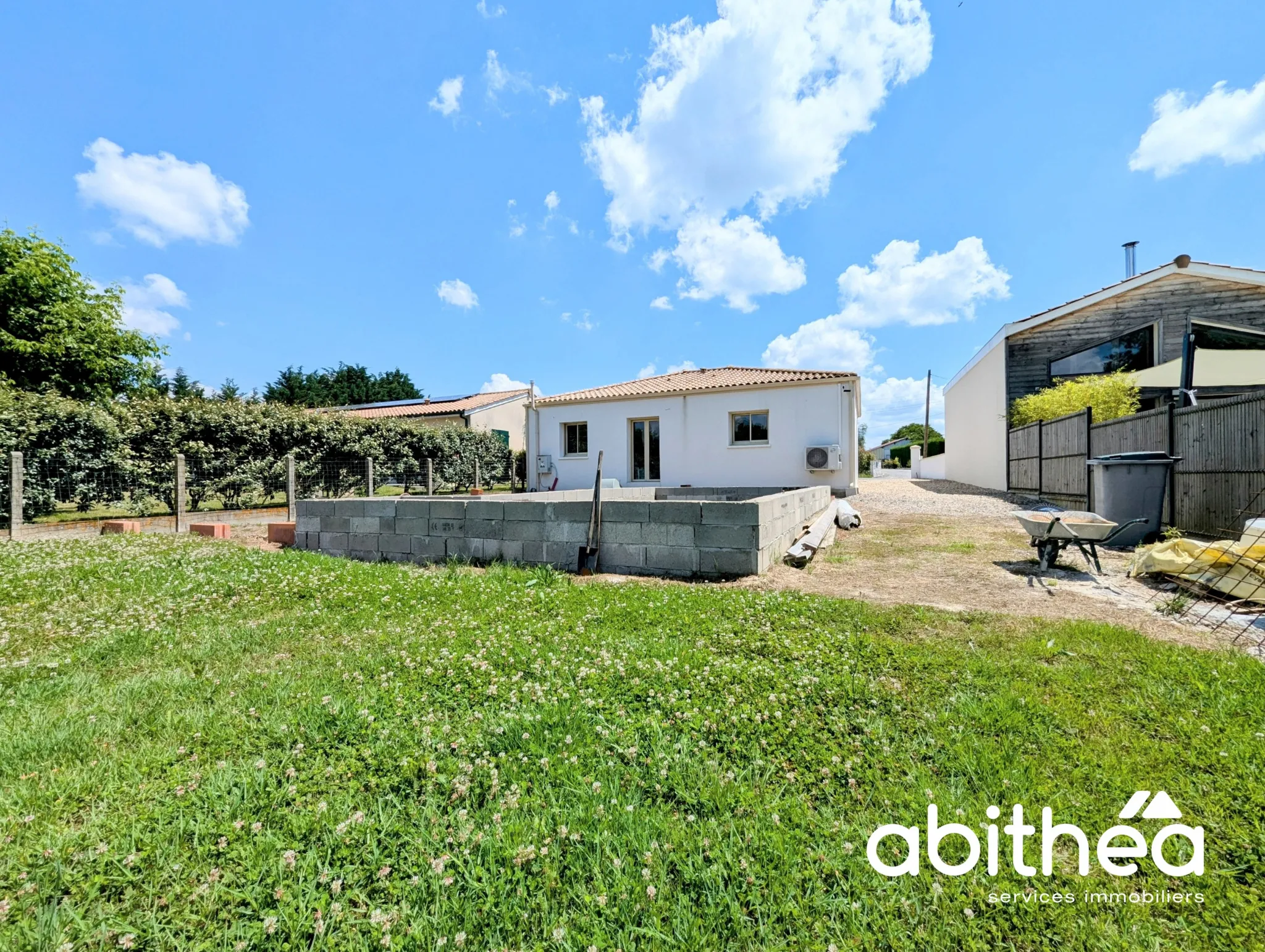 Maison plain pied récente F3 avec terrain à Marsas 