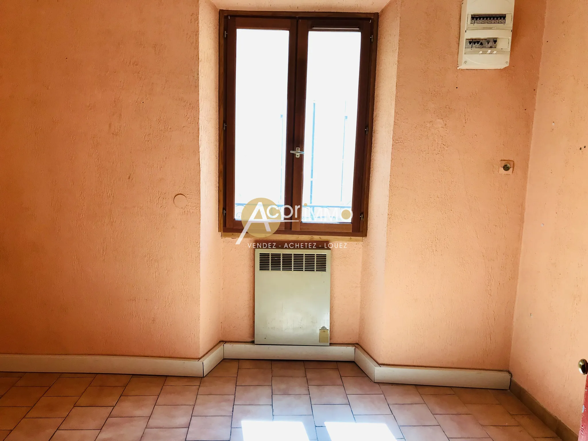 Appartement lumineux 52 m² avec cave au Beausset 