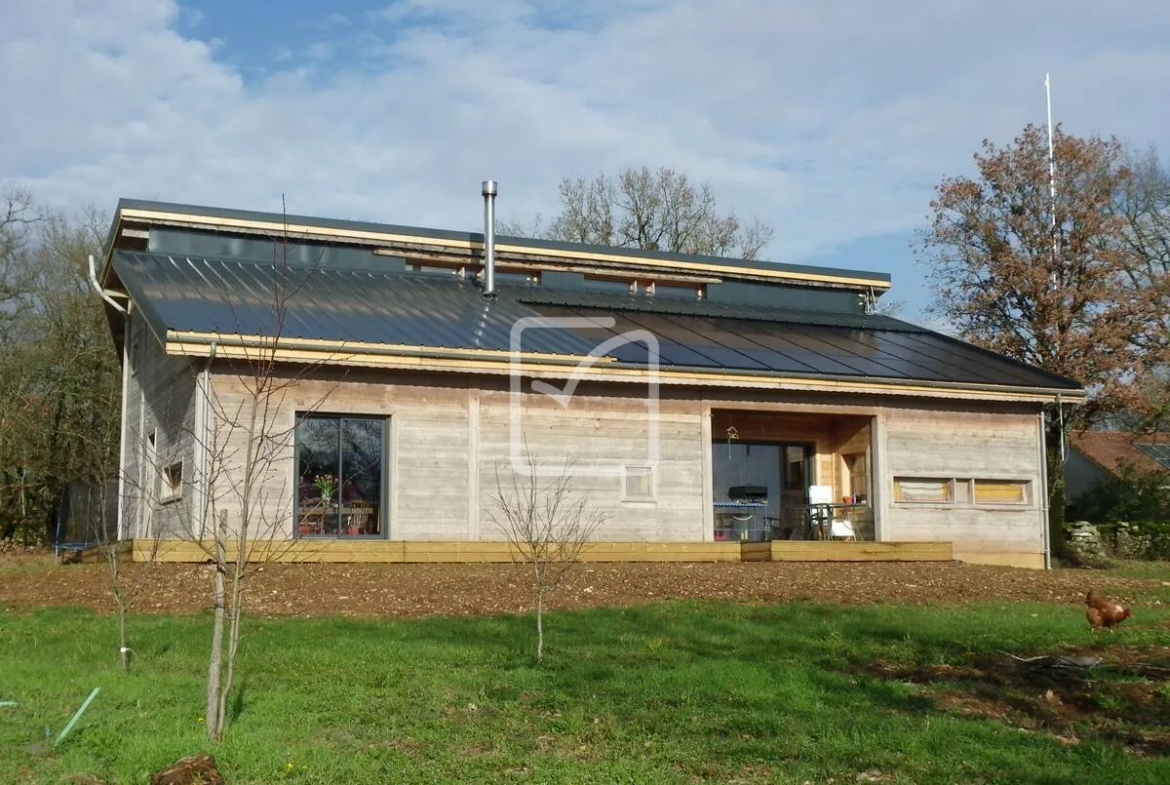 Maison spacieuse et performante à Montvalent 