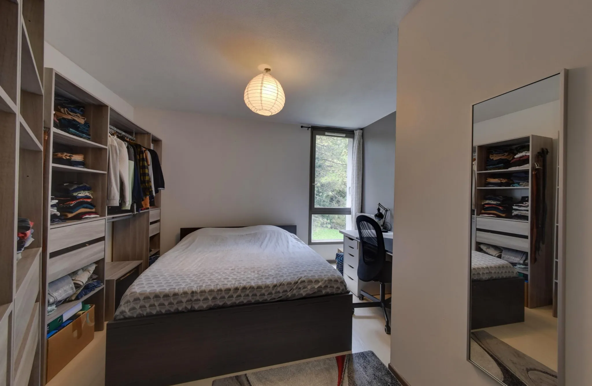 Vente d'un appartement T5 avec garage à Grenoble 