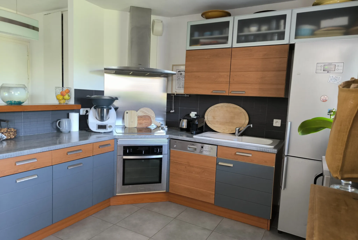 À vendre : Spacieux T3 lumineux à Lunel - 227900 EUR 