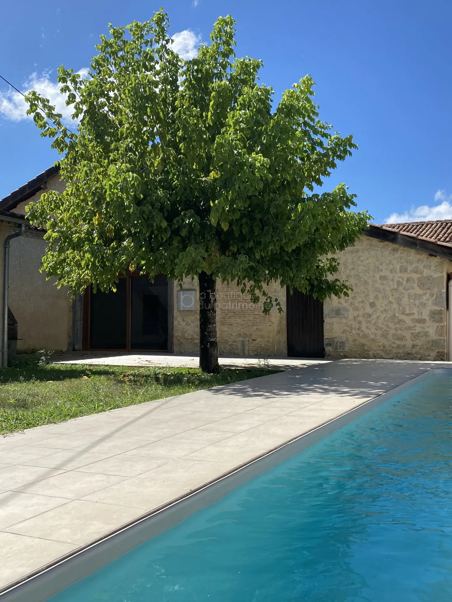 Maison en pierre 136 m² avec piscine à Bernos-Beaulac 