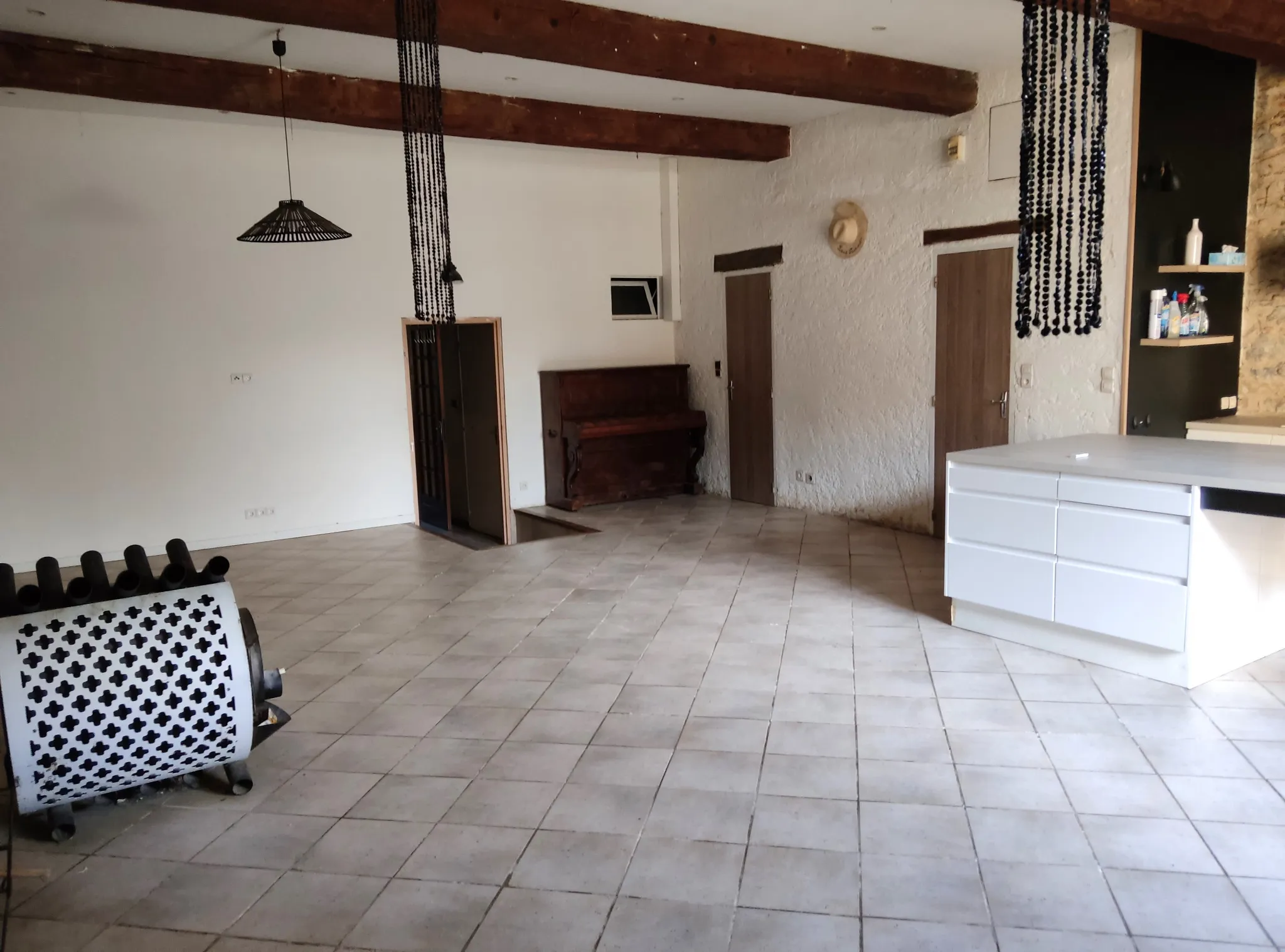 Maison familiale en pierre à Felines Minervois - 178 500 € 