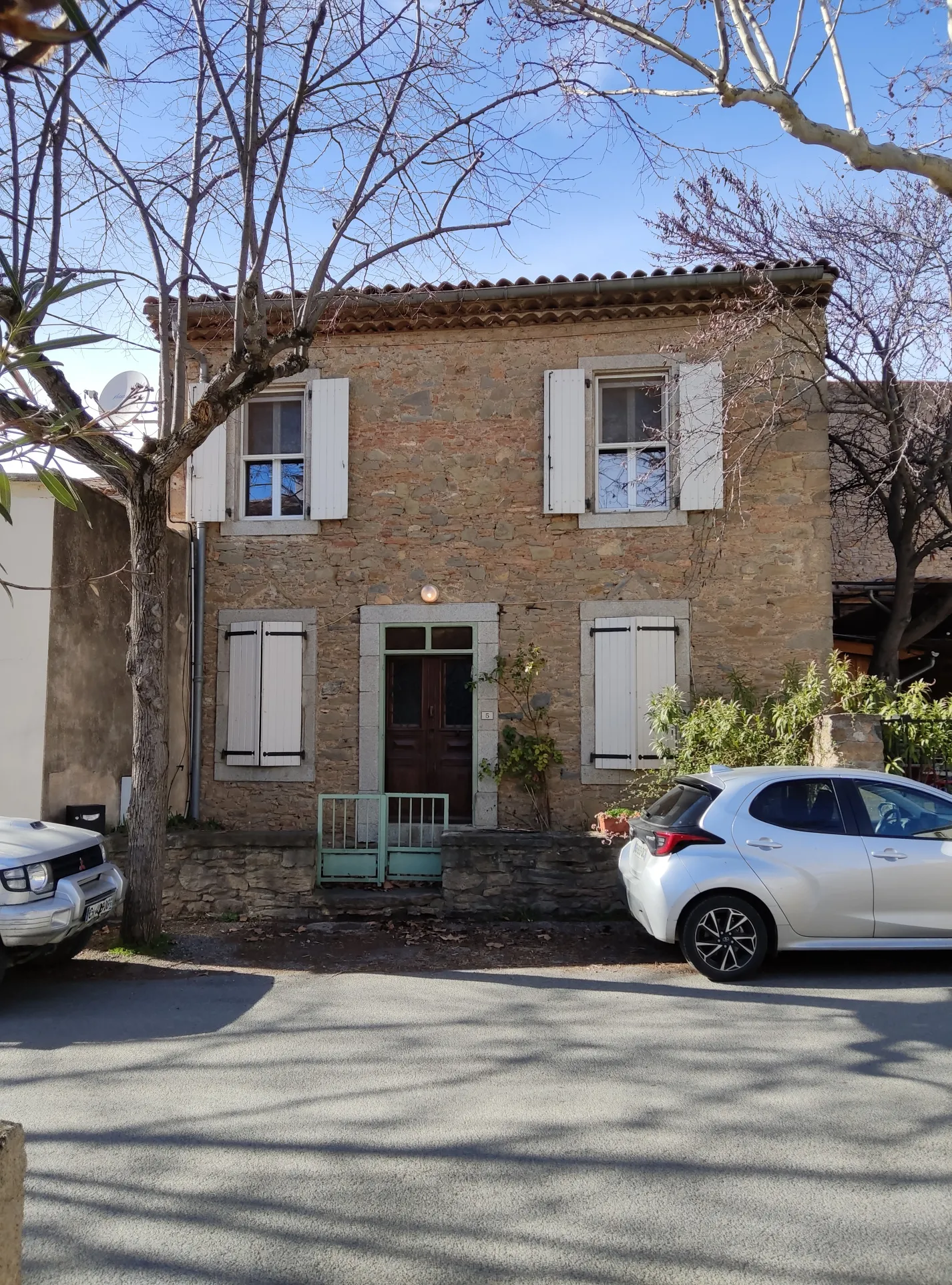 Maison familiale en pierre à Felines Minervois - 178 500 € 