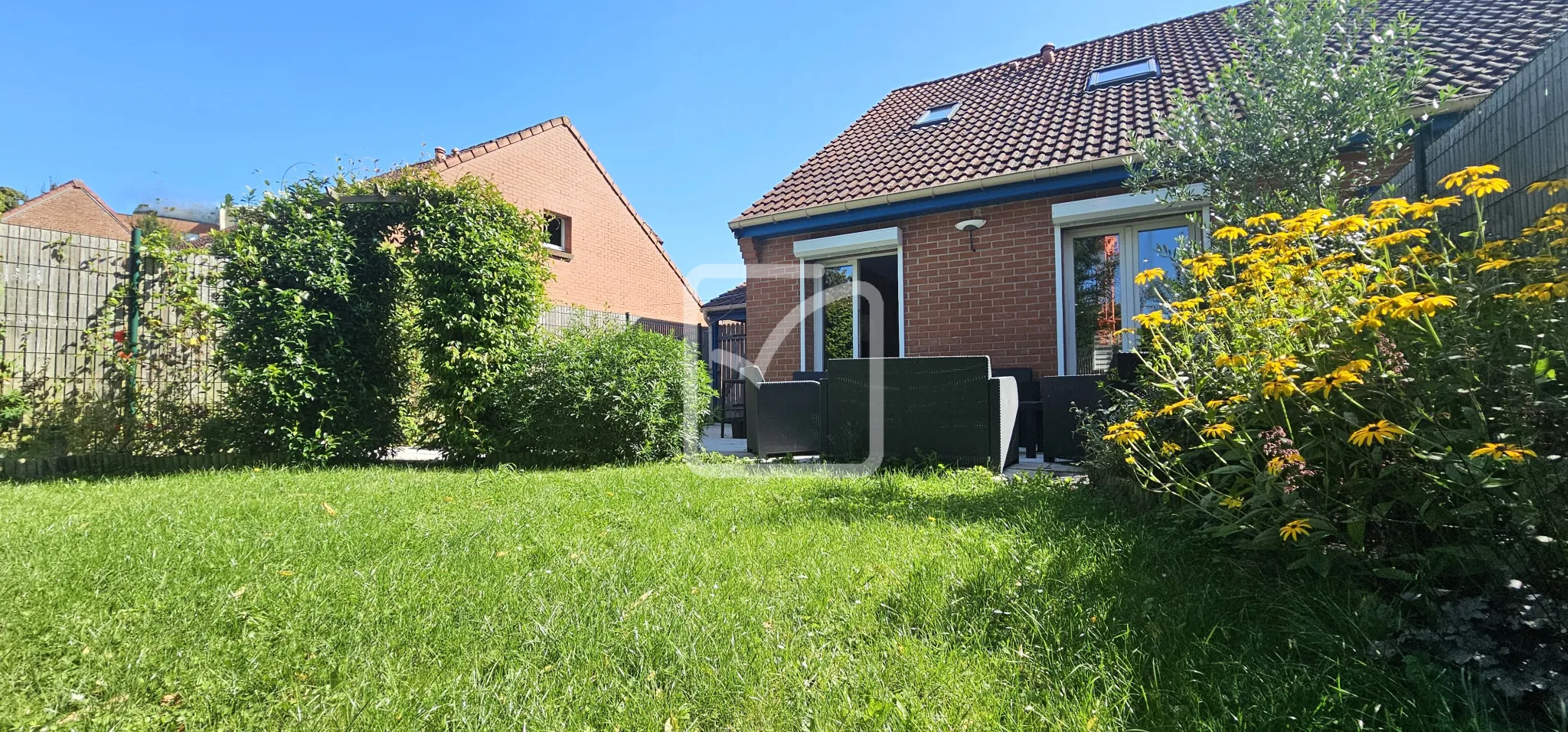 Maison rénovée de 72 m² avec jardin à Wattignies 