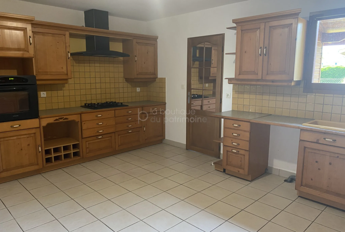 Maison en bois de 4 chambres à vendre à Hostens 