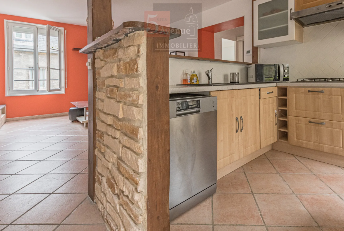 À vendre : Appartement 45m² avec cour privée à Vineuil St Firmin 