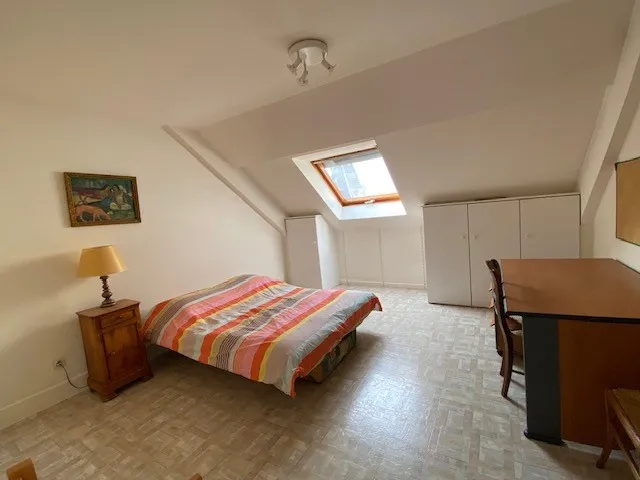 Duplex de 224 m² avec 8 chambres à Belfort, proche du Lycée Condorcet 