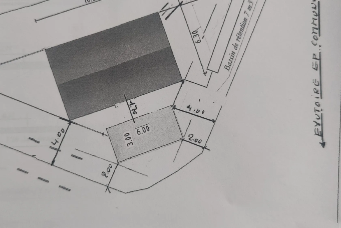 Terrain à bâtir de 580 m² à Salernes 