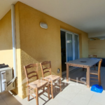 Appartement F4 à Draguignan avec terrasse d'angle, parking et garage