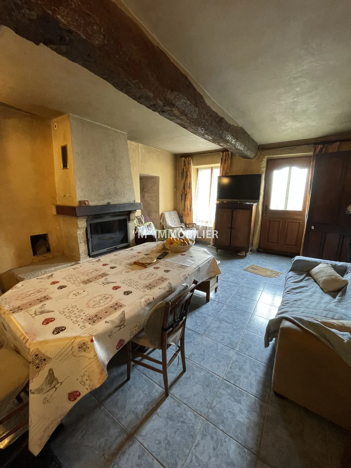 Maison en pierre à vendre à 5mn de Château-Thierry avec jardin et 4 chambres 