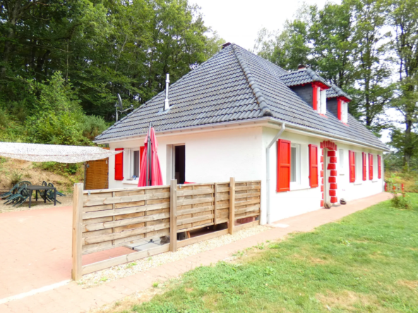 Maison rénovée avec 4 chambres à Aurillac