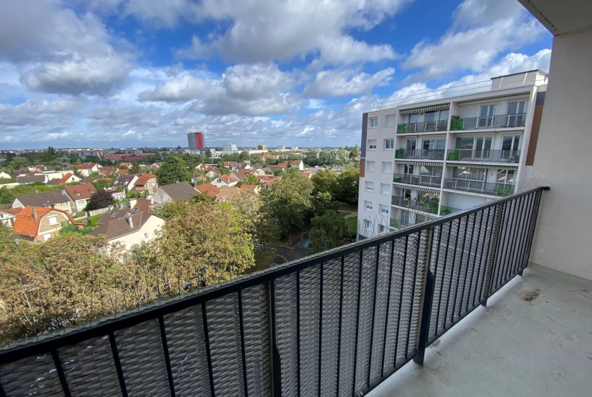 Appartement lumineux 2 pièces à Viry-Châtillon avec balcon et vue 