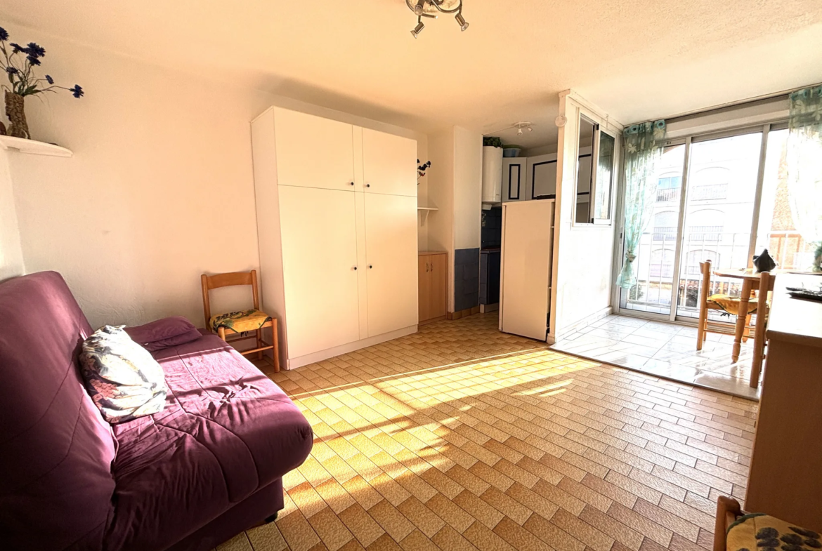 À vendre : Studio cabine 27 m² au Cap d'Agde avec parking 