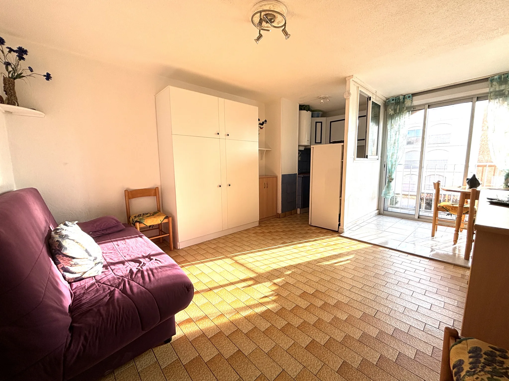 À vendre : Studio cabine 27 m² au Cap d'Agde avec parking 