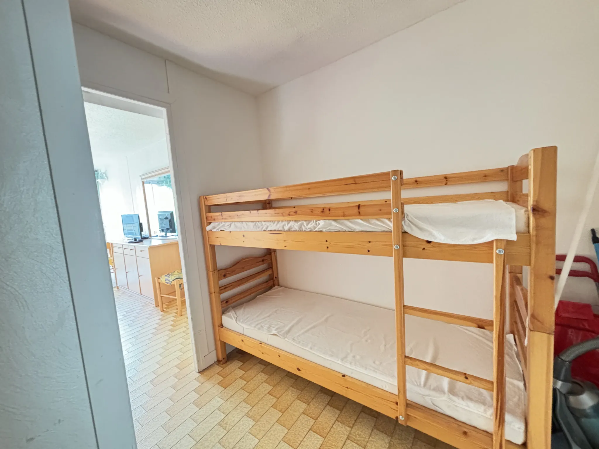 À vendre : Studio cabine 27 m² au Cap d'Agde avec parking 